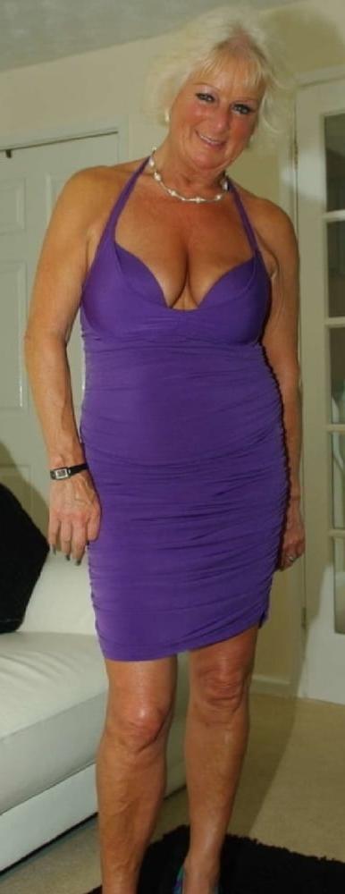 25P Mature Amateur Clothed 21
