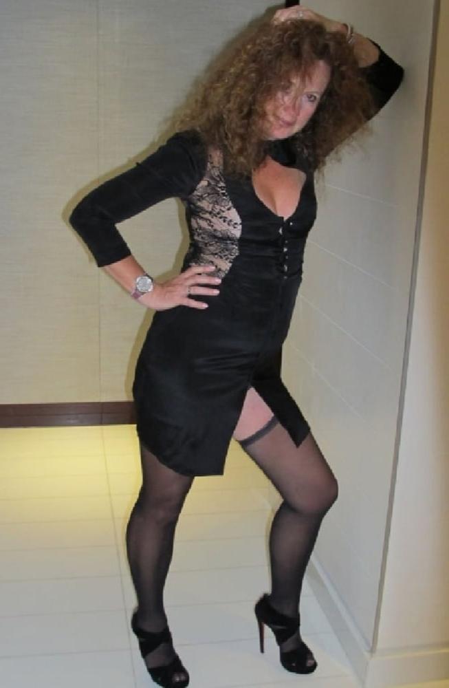 25P Mature Amateur Clothed 21