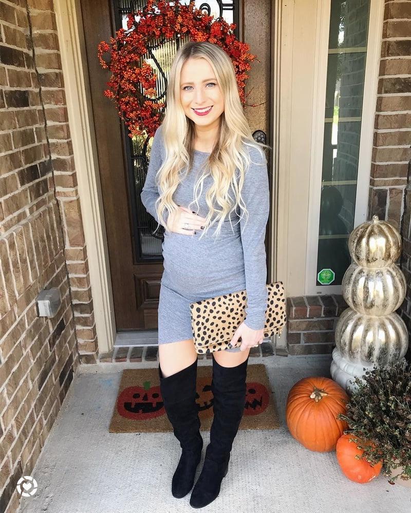 18P Amateur young pregnant MILF Nicole so hot