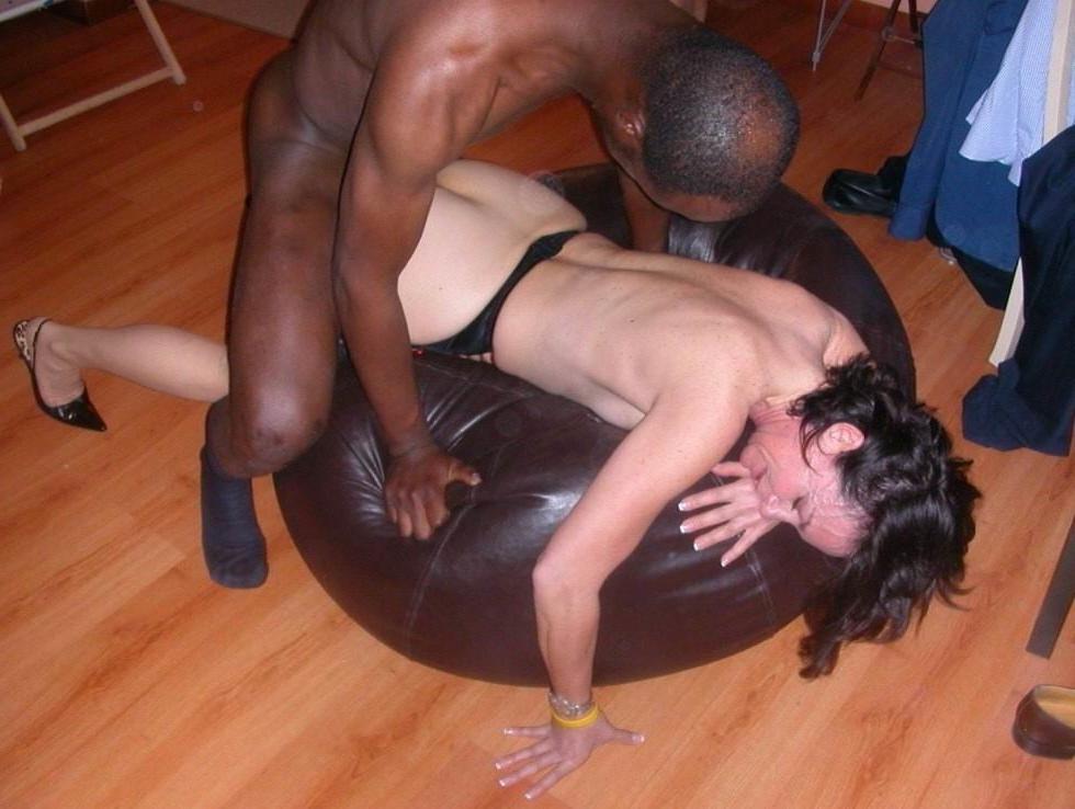 23P White Sluts blowing BBCs