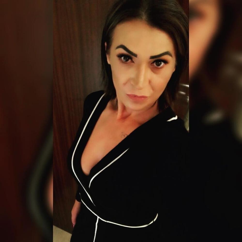 25P Wichsvorlage Milf Edita