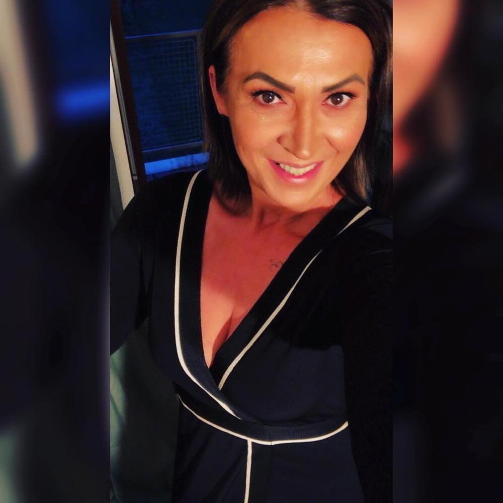 25P Wichsvorlage Milf Edita