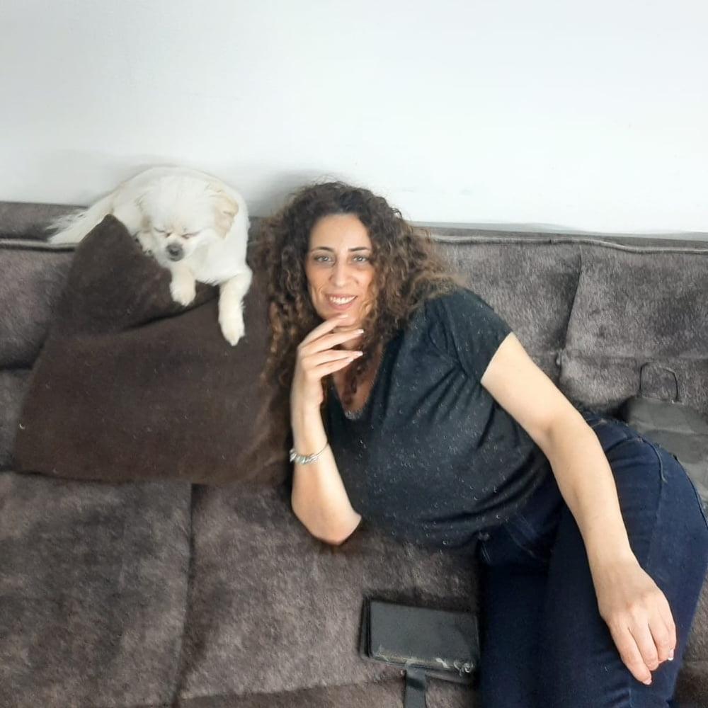 20P Jewish Busty Milf Osnat