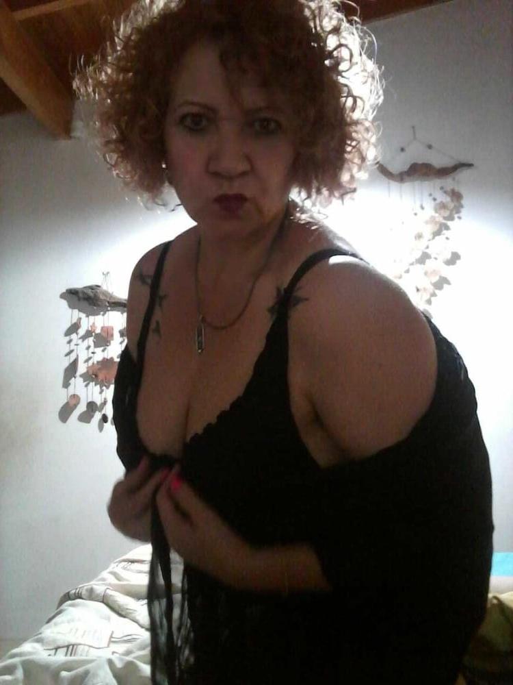 25P Adina milf romanian