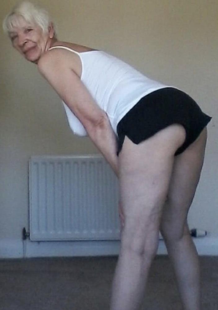 25P Mature Amateur Clothed 19