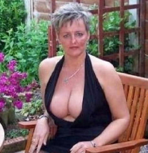 25P Mature Amateur Clothed 19