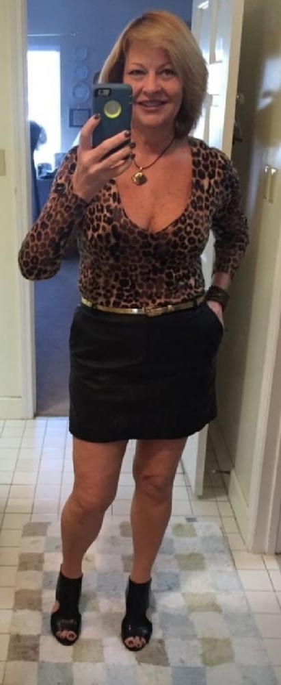 25P Mature Amateur Clothed 19
