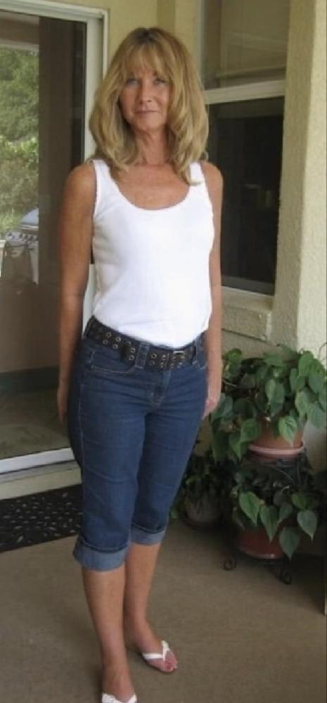 25P Mature Amateur Clothed 17