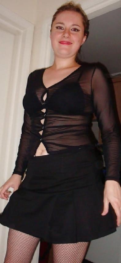 25P Mature Amateur Clothed 17