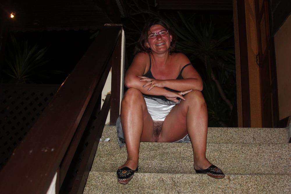 20P French MILF Smiling and laughing