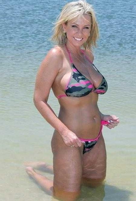 25P Famous Bay Area Sports Fan MILF - Alysha (Deb)