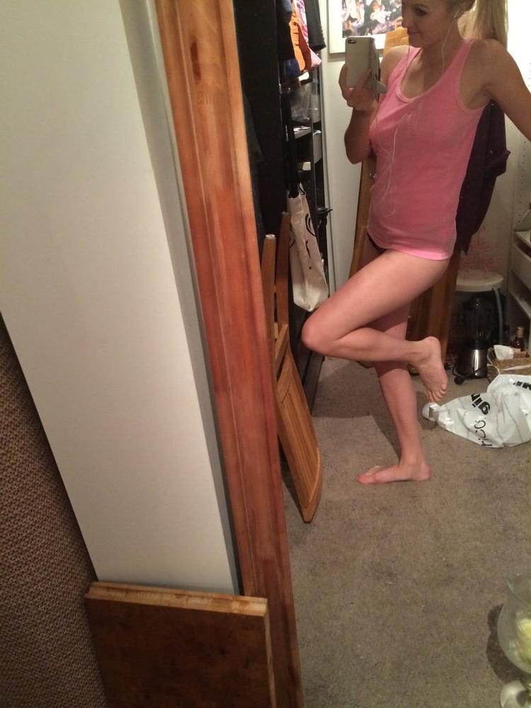 25P Scandinavian MILF
