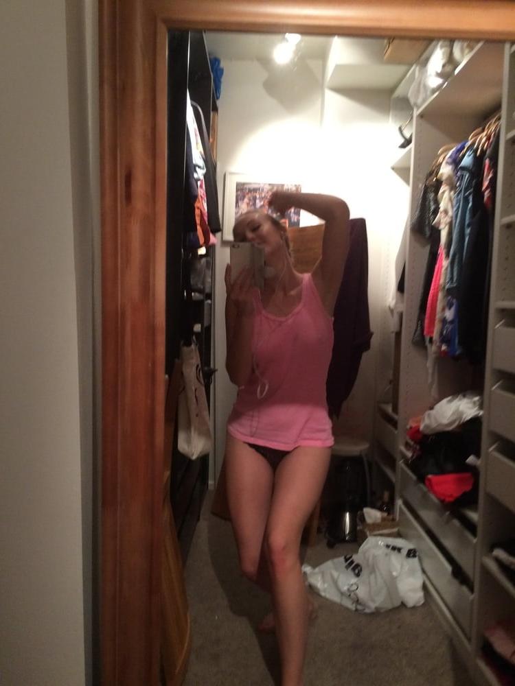 25P Scandinavian MILF