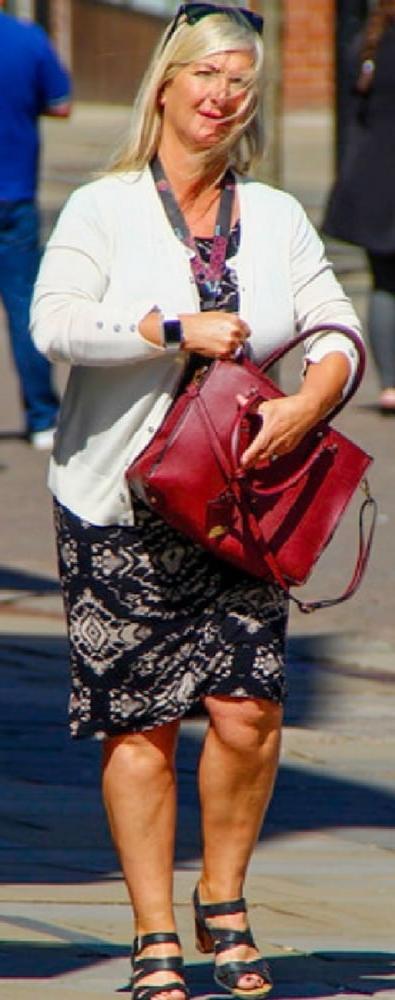 25P Mature Amateur Clothed 18