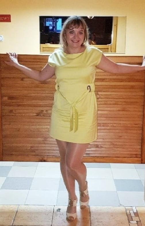 25P Mature Amateur Clothed 18