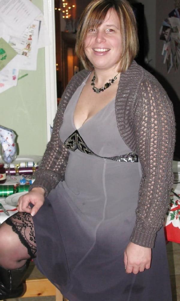 25P Mature Amateur Clothed 15