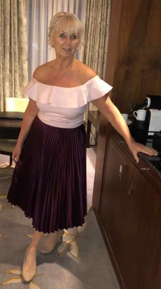 25P Mature Amateur Clothed 15