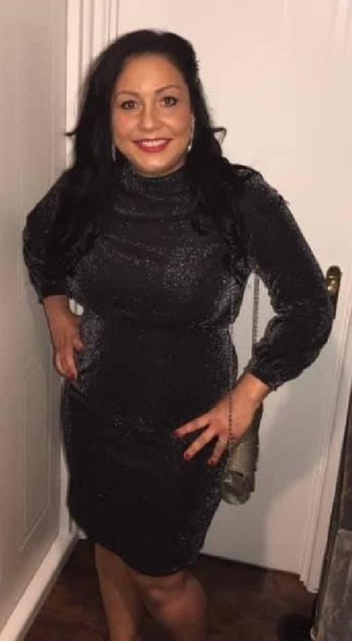 25P Mature Amateur Clothed 15