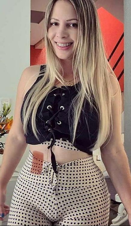 25P Aline Brasileira Amateur Milf