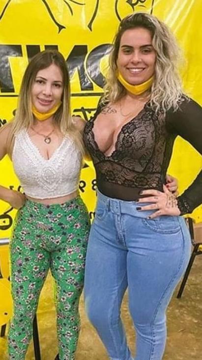 25P Aline Brasileira Amateur Milf