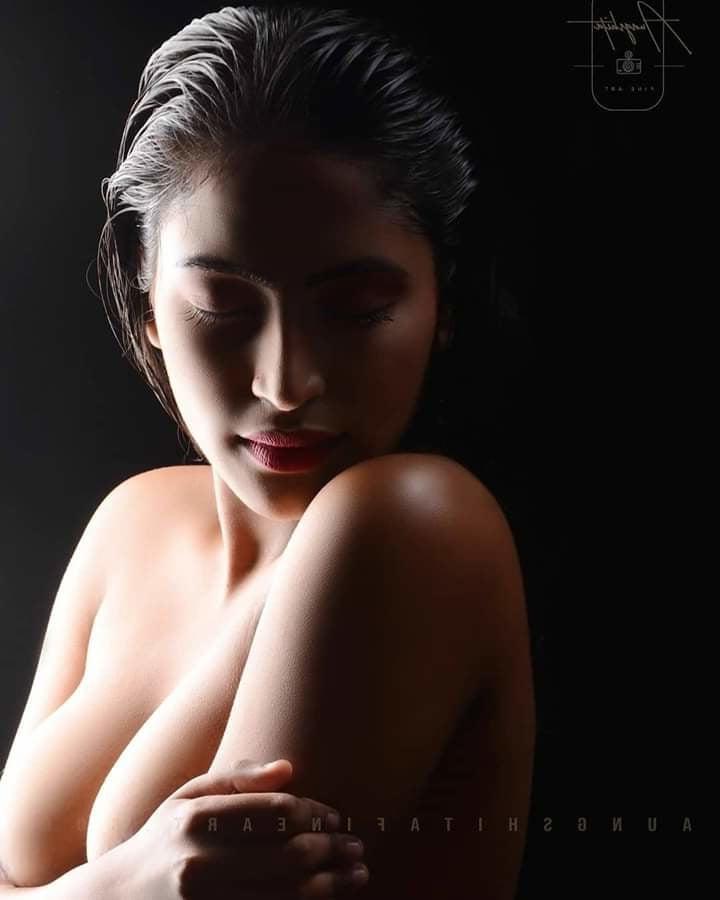 25P DESI HOT INDIAN UNSEEN AMATEUR MODELS