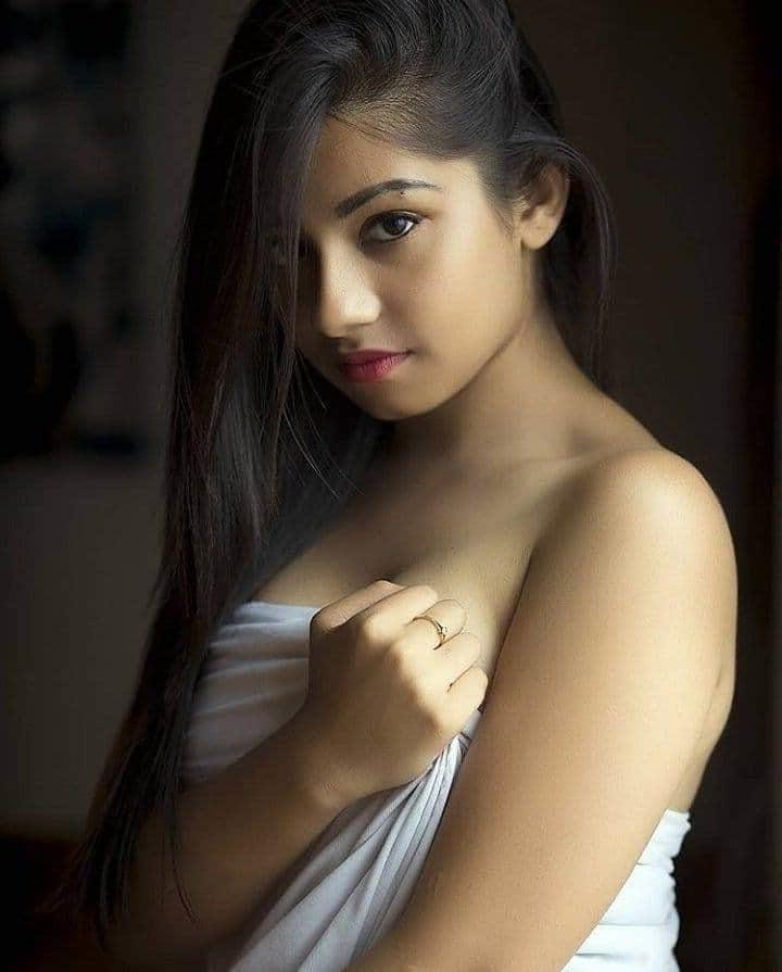 25P DESI HOT INDIAN UNSEEN AMATEUR MODELS