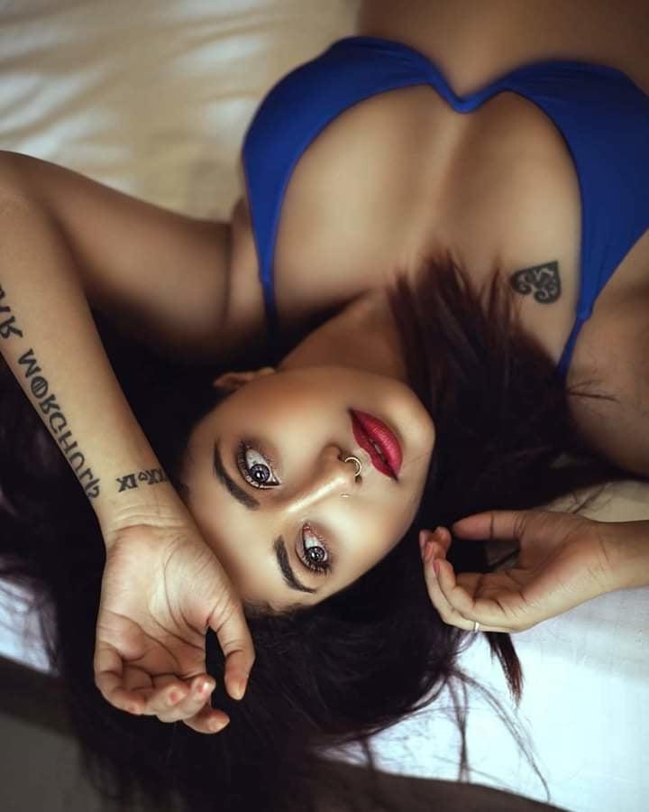 25P DESI HOT INDIAN UNSEEN AMATEUR MODELS