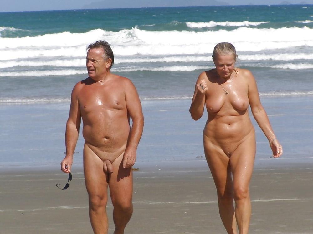 25P naked mature and MILFS