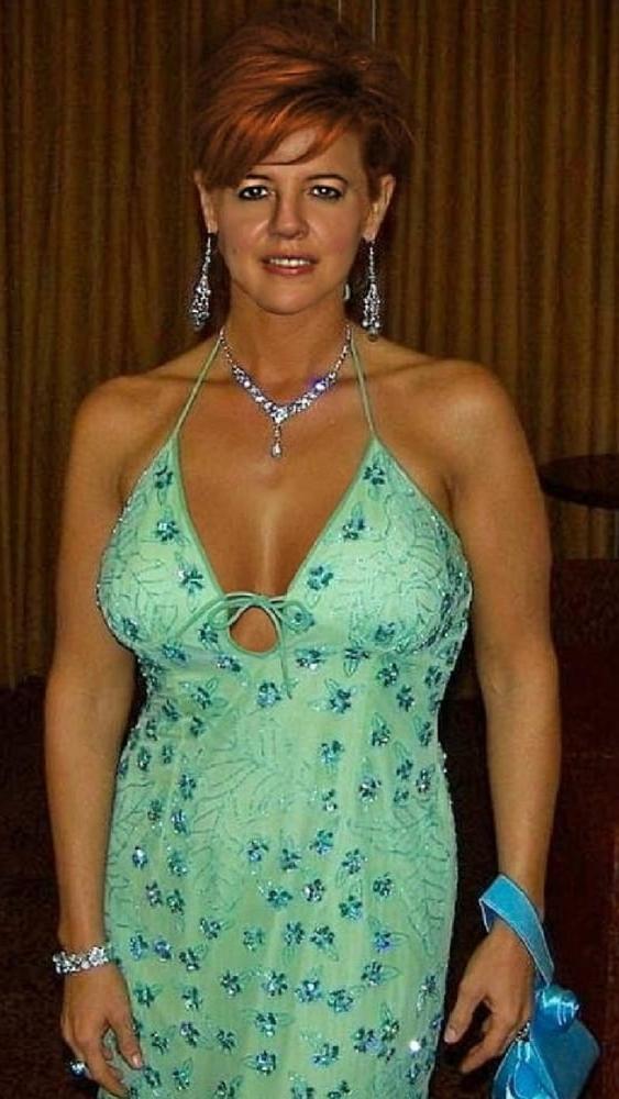 25P Mature Amateur Clothed 16