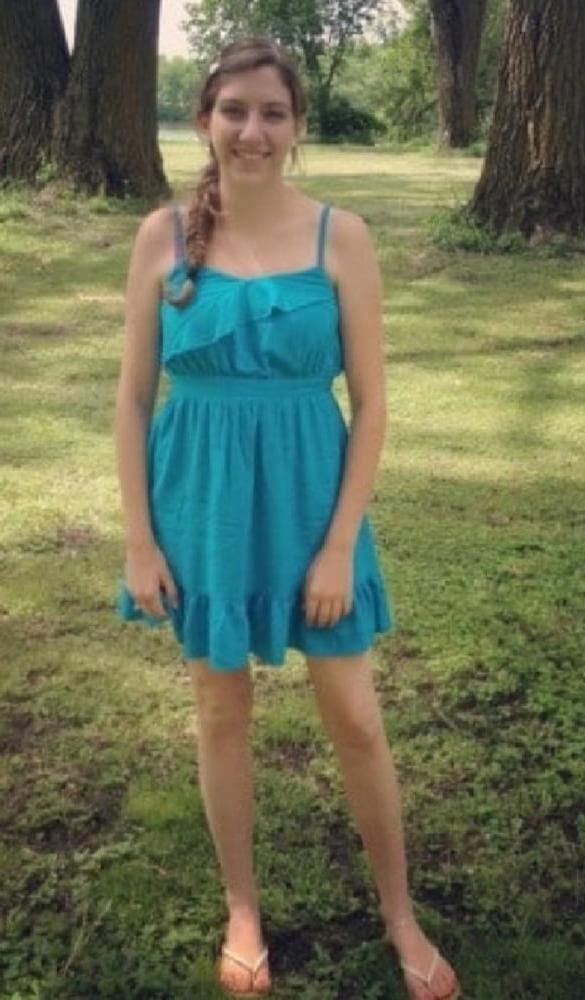 25P Mature Amateur Clothed 16