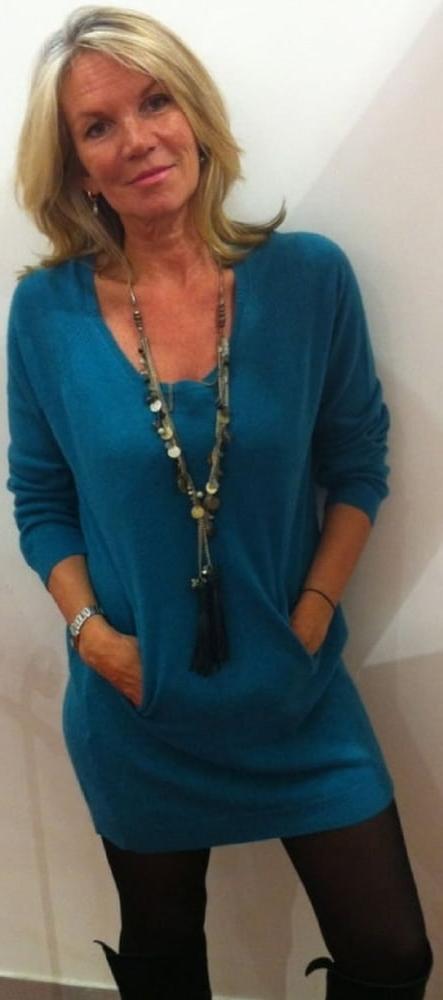 25P Mature Amateur Clothed 16