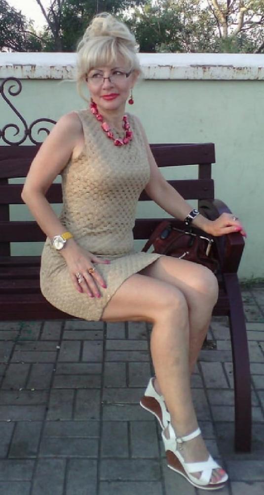 25P Mature Amateur Clothed 14