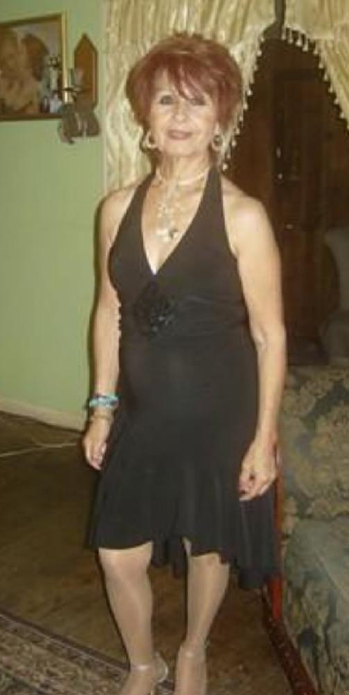 25P Mature Amateur Clothed 14