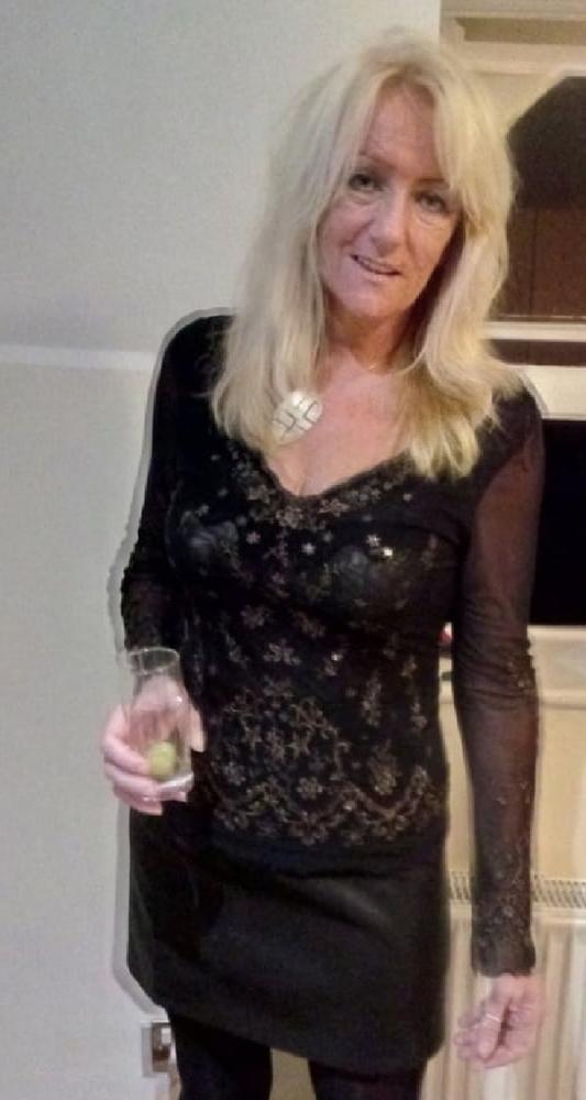 25P Mature Amateur Clothed 14