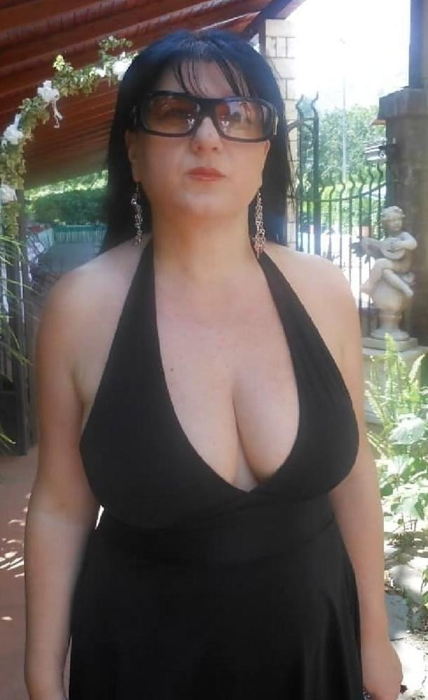 25P Mature Amateur Clothed 14
