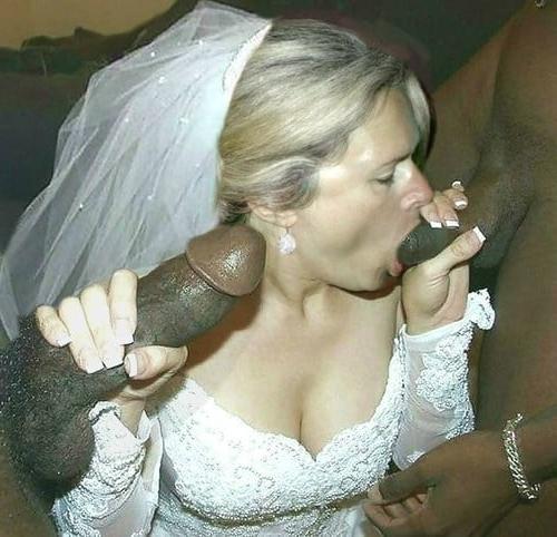25P Wifes loving black