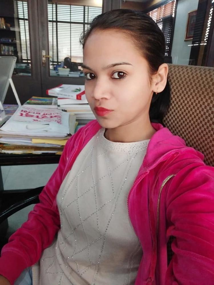 25P DESI UNSEEN INDIAN MILF