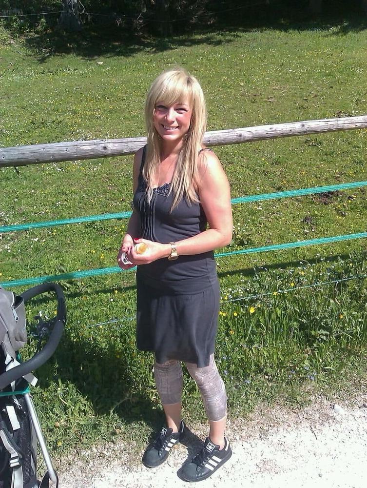 25P Cum in her milf face