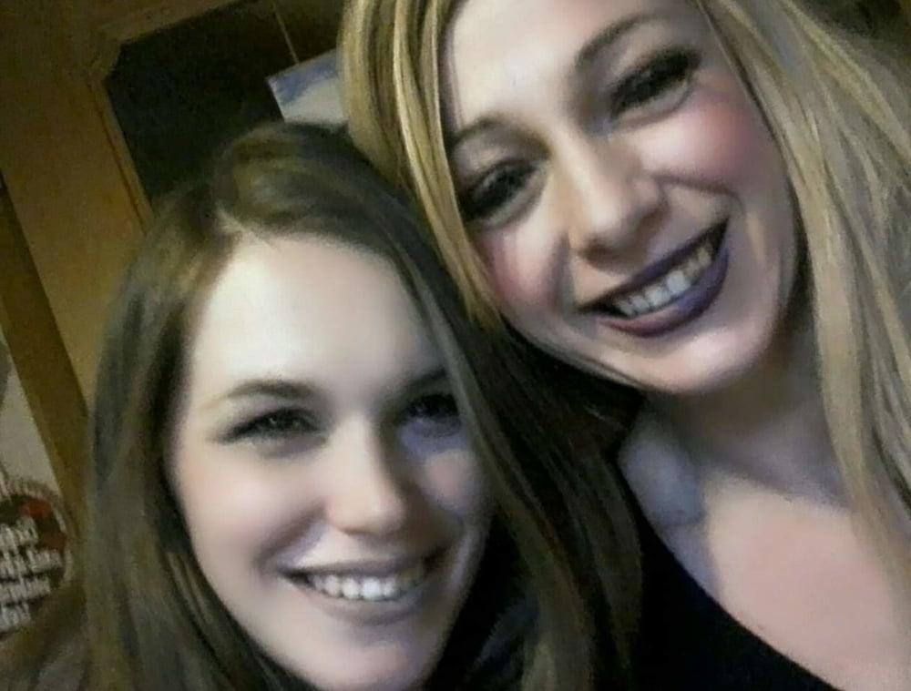 25P Cum in her milf face