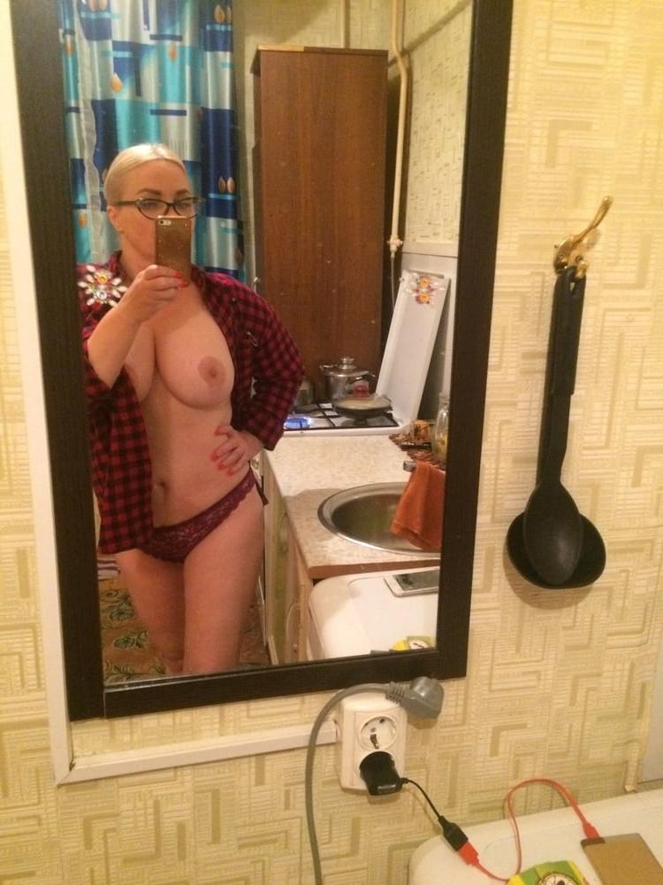 25P Russian amateur mature mom - 7