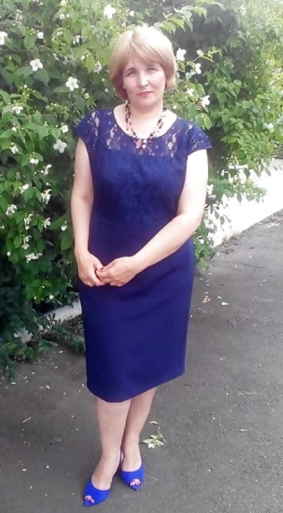 25P Mature Amateur Clothed 12