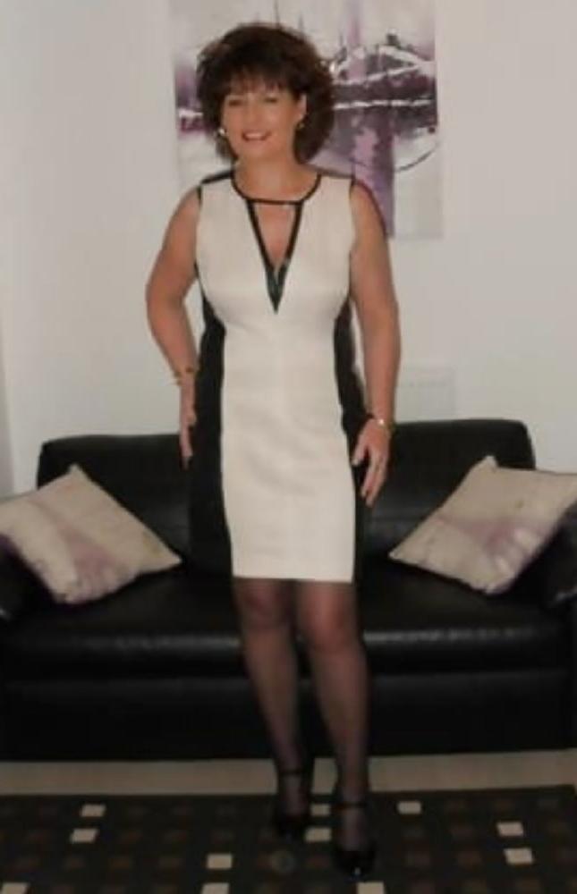 25P Mature Amateur Clothed 12
