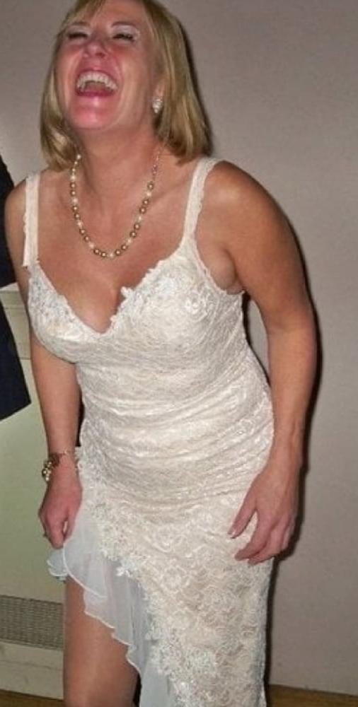 25P Mature Amateur Clothed 12