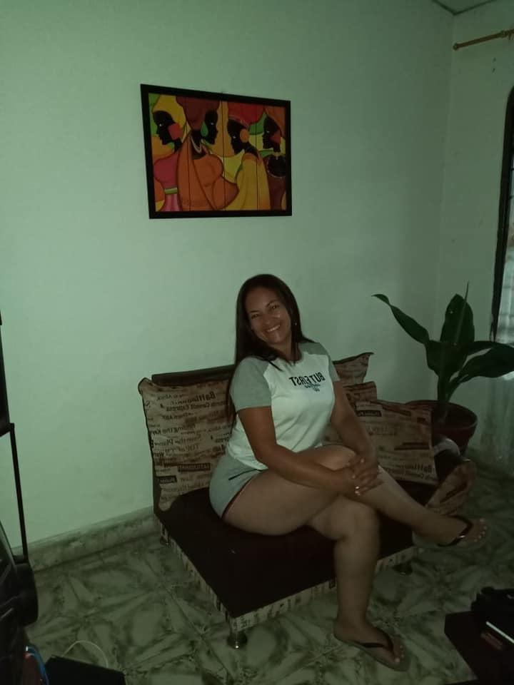 11P morena madura caderona piernudisima, milf guapa coqueta
