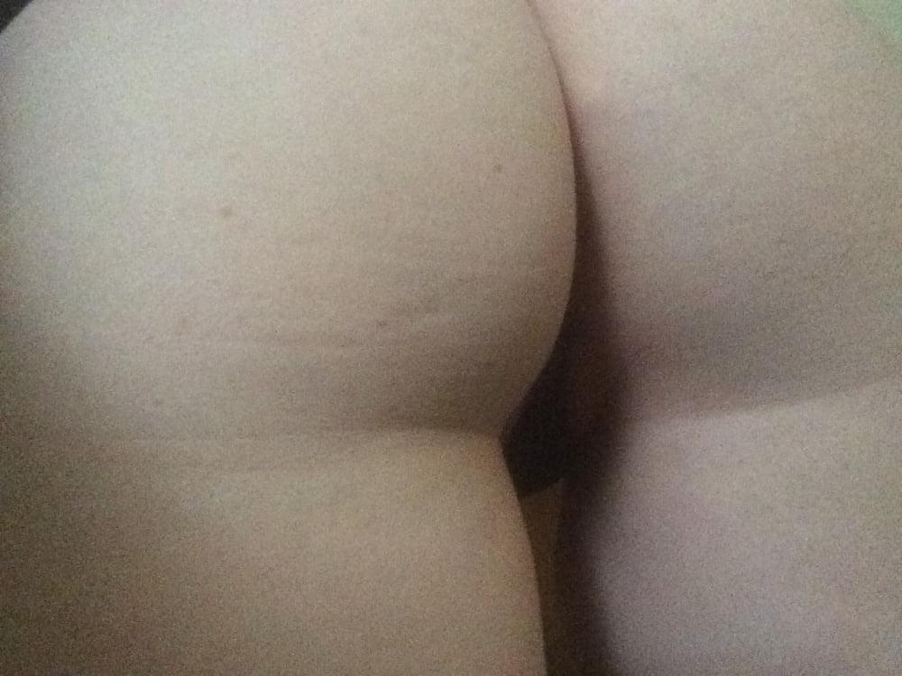 25P Another MILF on vacation in France