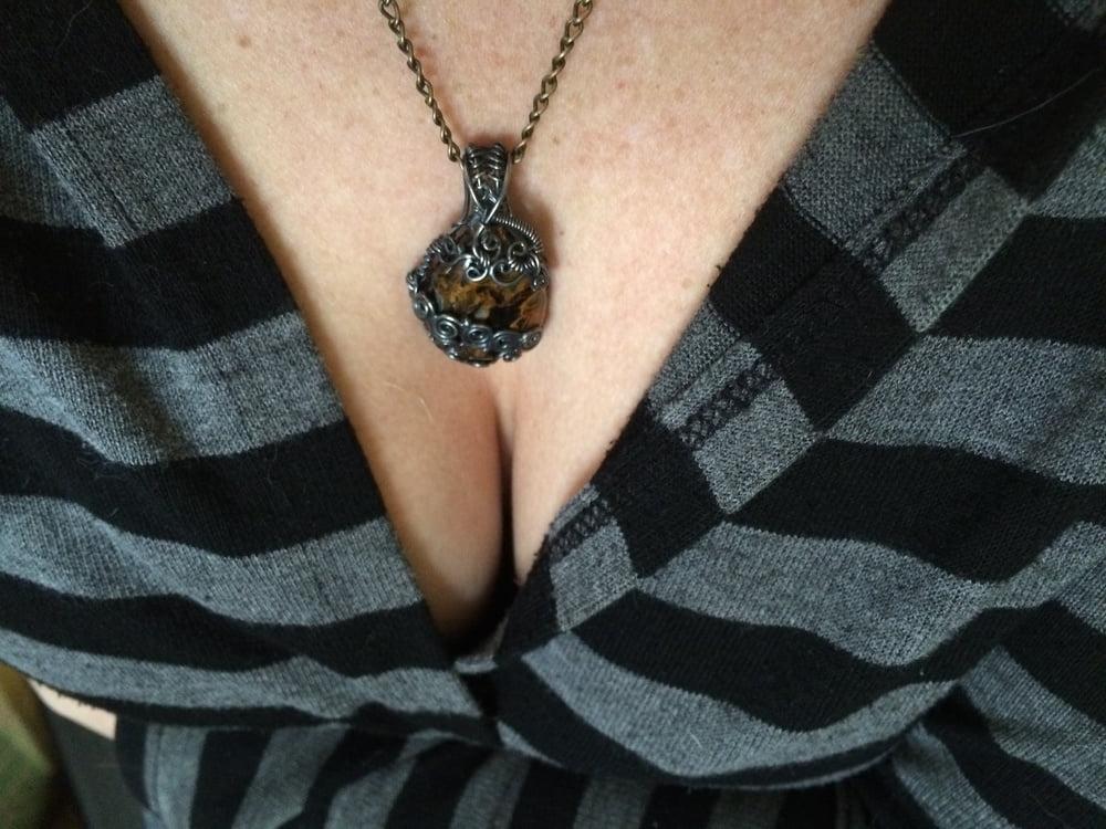 25P Another MILF on vacation in France