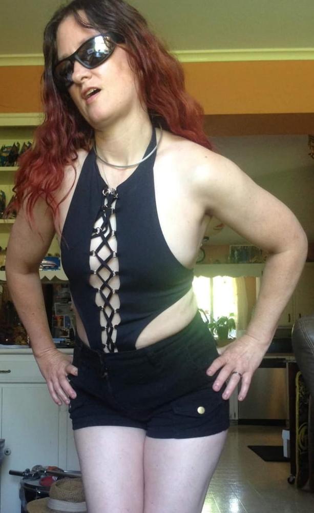 25P Mature Amateur Clothed 13