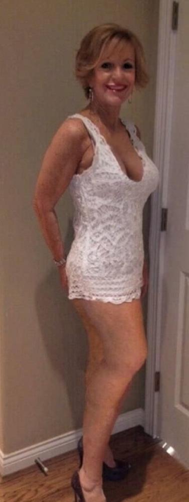 25P Mature Amateur Clothed 13