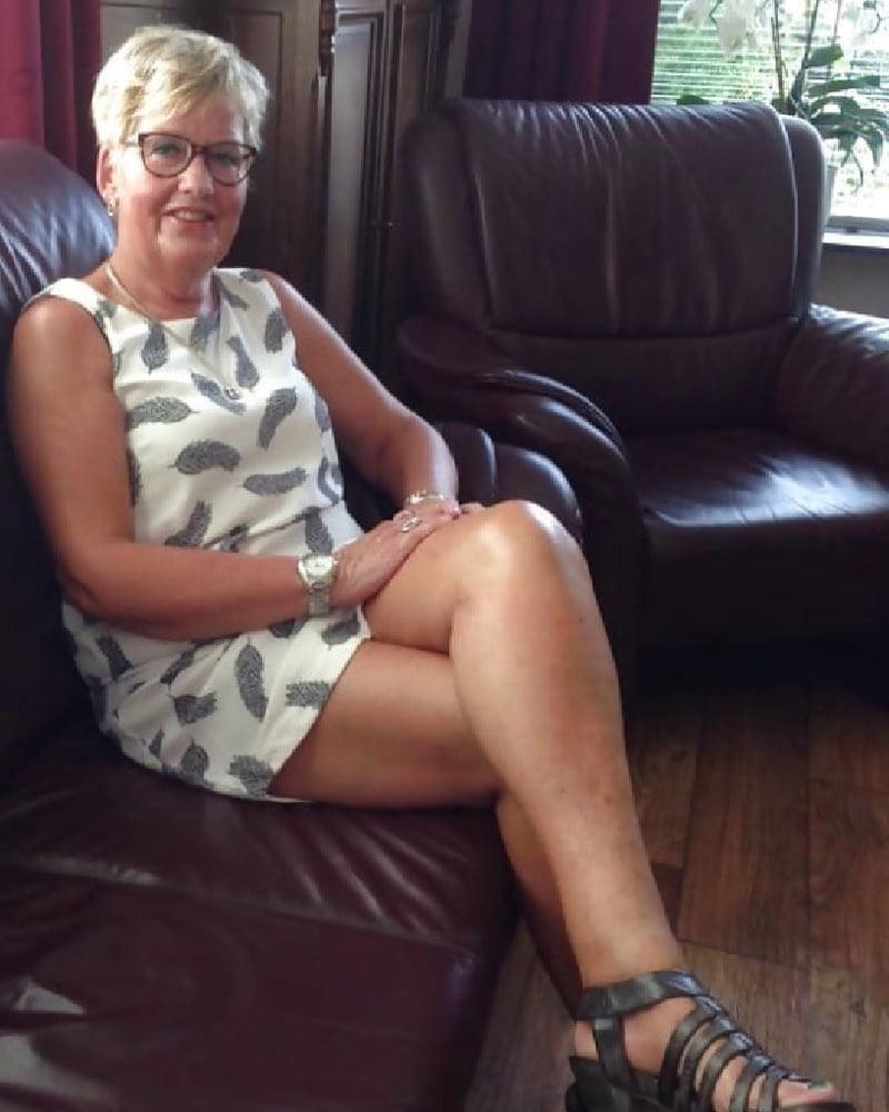 25P Mature Amateur Clothed 13