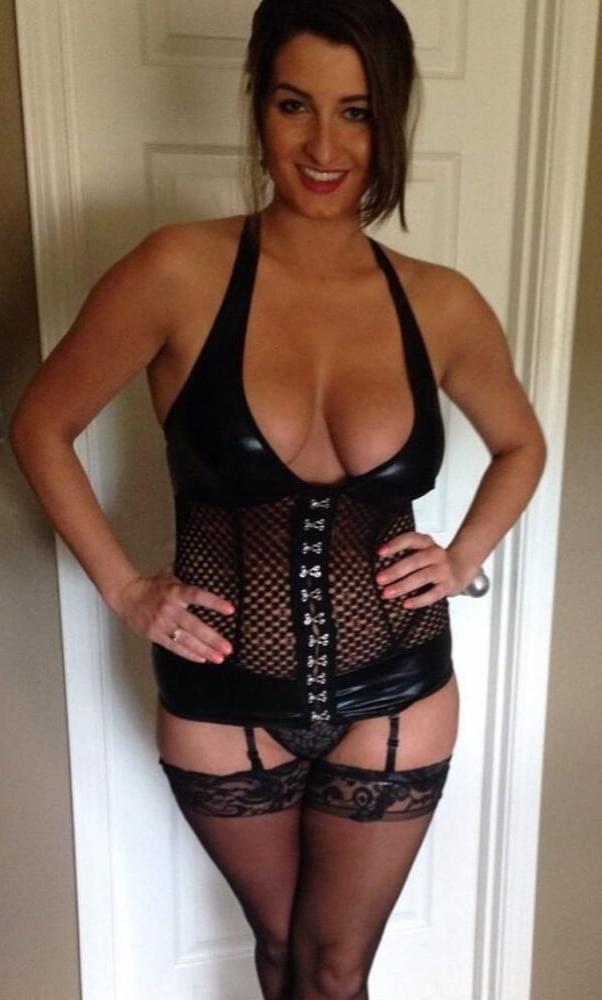25P Fuckable Milfs and Gilfs
